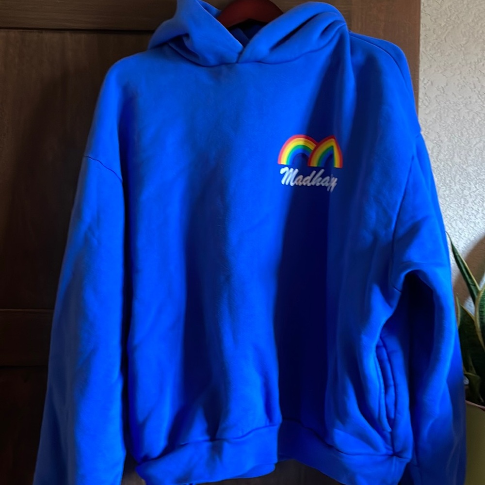 Madhappy pullover